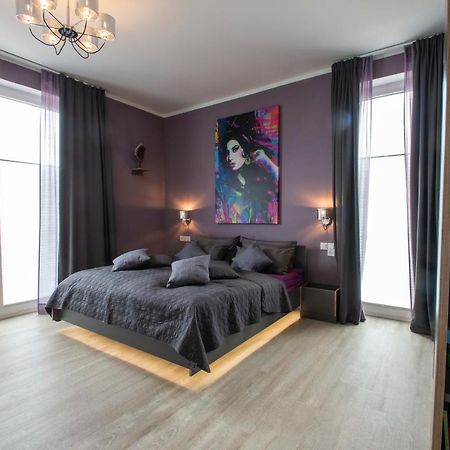 Albert-Inn-Glowe - Barrierefrei & 3 Schlafzimmer & Coworking & Strandkorb-Saisonal & Sauna Im Haus & Fahrraeder Esterno foto