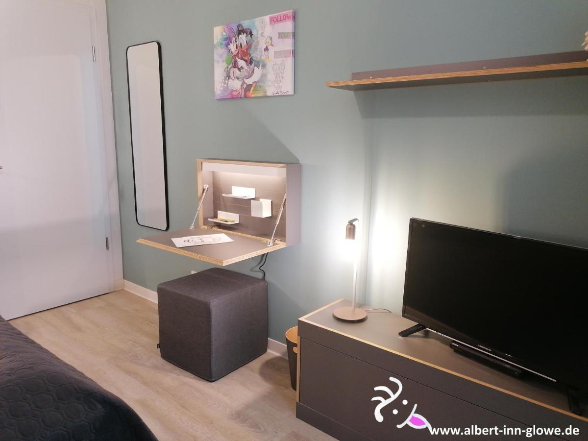 Albert-Inn-Glowe - Barrierefrei & 3 Schlafzimmer & Coworking & Strandkorb-Saisonal & Sauna Im Haus & Fahrraeder Esterno foto