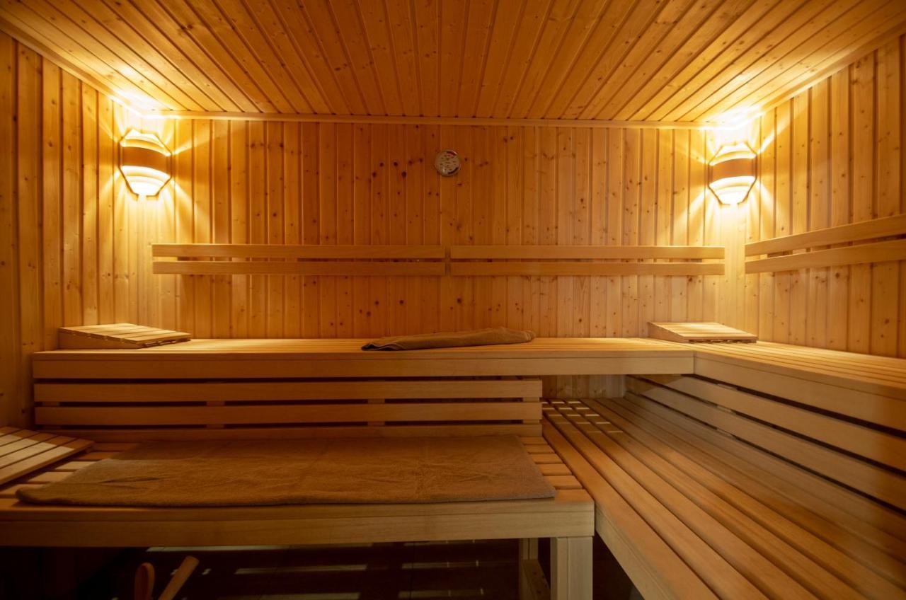 Albert-Inn-Glowe - Barrierefrei & 3 Schlafzimmer & Coworking & Strandkorb-Saisonal & Sauna Im Haus & Fahrraeder Esterno foto